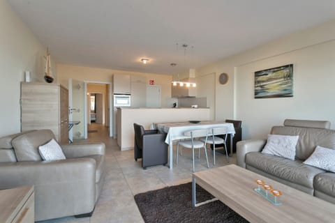 Apartment | Living area