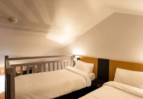 Quadruple Room, Non Smoking | Premium bedding, desk, soundproofing, free WiFi