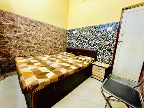 Standard Double Room, City View | Free WiFi, bed sheets