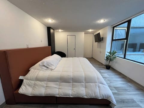 Apartment, 5 Bedrooms | In-room safe, iron/ironing board, free WiFi