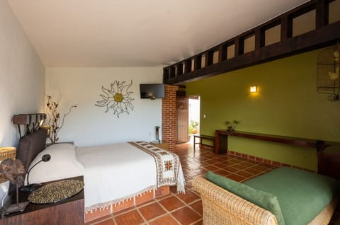 Standard Room, Mountain View | In-room safe, blackout drapes, soundproofing, free WiFi