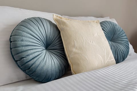 Luxury Studio, City View | In-room safe, blackout drapes, iron/ironing board, free WiFi