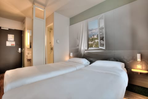 Twin Room, Non Smoking | Premium bedding, desk, soundproofing, free WiFi