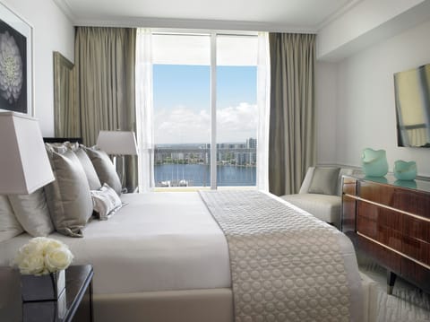 Deluxe Suite, 3 Bedrooms, Oceanfront | Egyptian cotton sheets, premium bedding, pillowtop beds, minibar