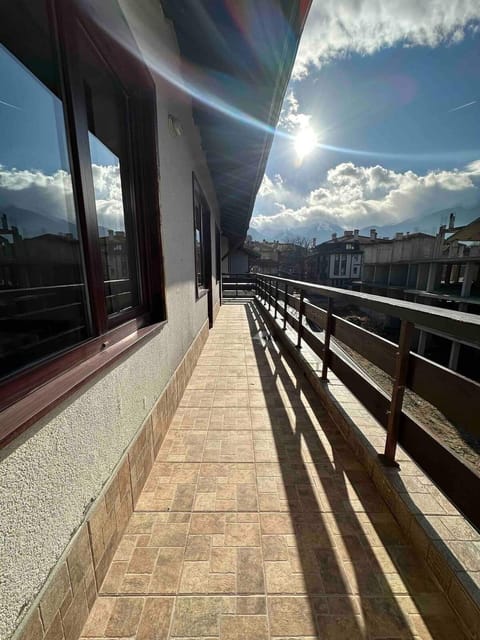 Apartment, 2 Bedrooms, Balcony, Mountain View | Terrace/patio