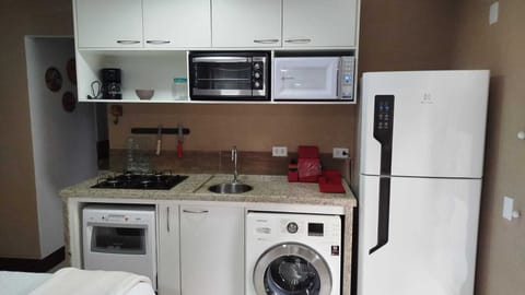 Studio Suite | Premium bedding, desk, free WiFi, bed sheets