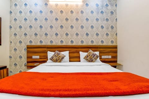 Deluxe Double Room | Free WiFi