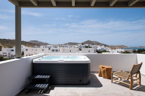 Premium Room with Jacuzzi | Terrace/patio