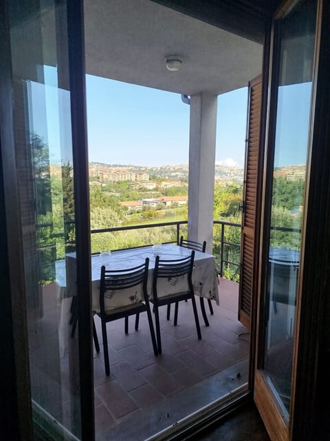 Basic Room, 1 Twin Bed, City View | Terrace/patio