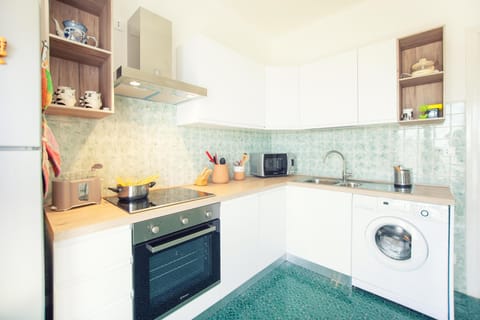 Apartment, Sea View | Private kitchen