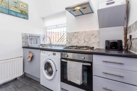 Apartment | 2 bedrooms, Internet