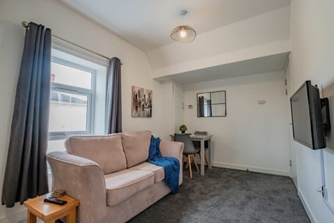 Apartment | 2 bedrooms, Internet