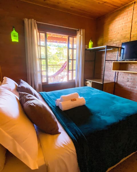 Superior Quadruple Room, Lanai, Hill View | Individually decorated, laptop workspace, free WiFi, bed sheets