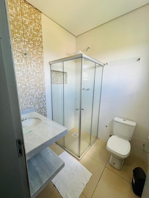 Comfort Double Room, 1 Queen Bed, Air conditioning, Mountain View | Bathroom | Shower, designer toiletries, towels, soap