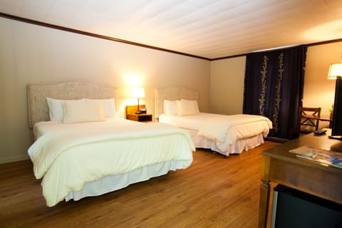 Signature Room, 2 Queen Beds, Private Bathroom, Garden Area | Desk, iron/ironing board, free WiFi, bed sheets