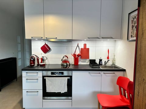 Studio, 1 Bedroom, Balcony | Interior