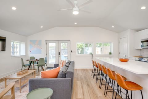 House | 3 bedrooms, desk, Internet