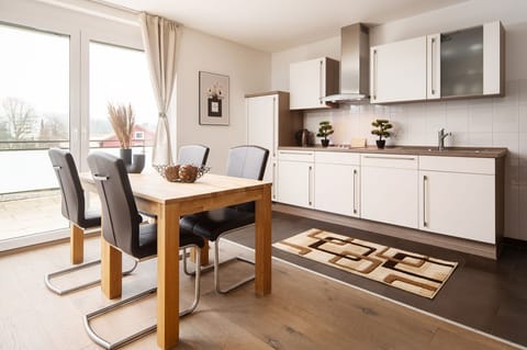 Luxury Studio, Garden View | Private kitchen