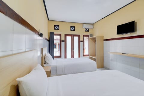 Deluxe Twin Room | Premium bedding, free WiFi, bed sheets