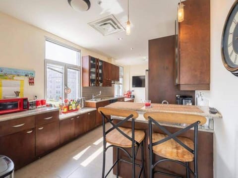 Apartment | Private kitchen | Fridge, microwave, oven, stovetop