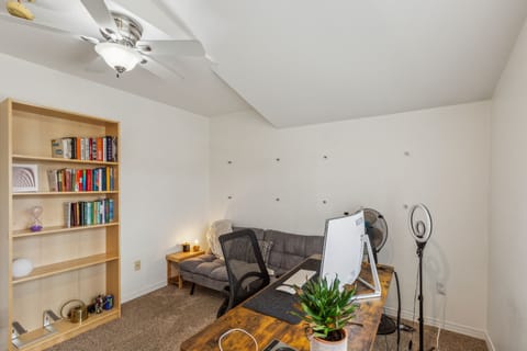 Townhome, 2 Bedrooms | Interior