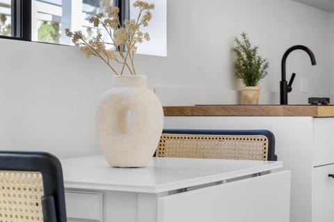 Apartment | Desk, Internet