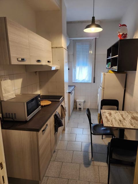 Full-size fridge, microwave, stovetop, espresso maker