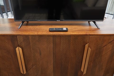 Superior Townhome, 2 Bedrooms, Patio, Garden View | Living area | TV