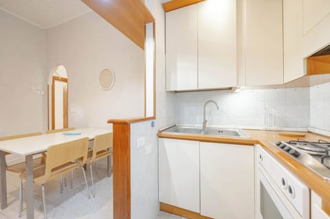 Comfort Condo | Private kitchen | Full-size fridge, oven, stovetop, espresso maker