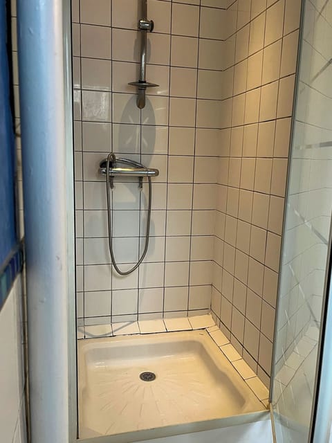 Classic Double Room | Iron/ironing board, free WiFi