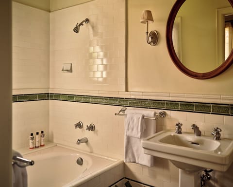 Acanthus Room | Bathroom | Hair dryer, bathrobes, towels, soap