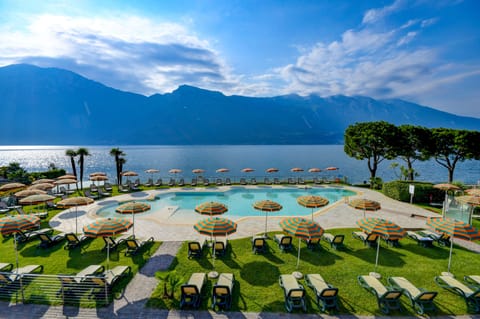 Indoor pool, outdoor pool, sun loungers