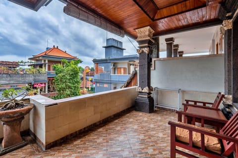 Double Room | Laptop workspace, free WiFi, bed sheets