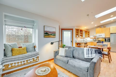 Apartment (1 Bedroom) | Interior