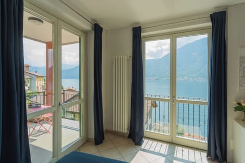 Apartment (1 Bedroom) | Lake view