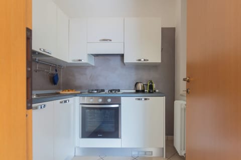 Apartment (1 Bedroom) | Private kitchenette | Oven, espresso maker, electric kettle, highchair