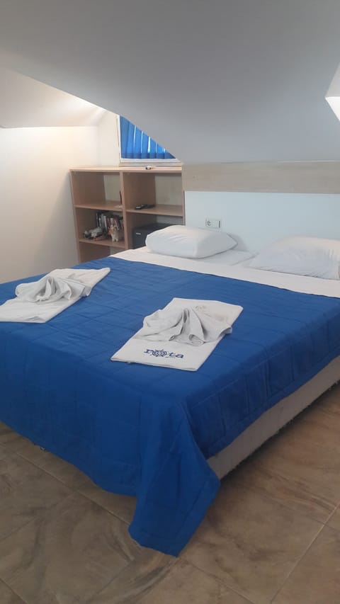 Standard Penthouse, 2 Bedrooms | Minibar, in-room safe, free WiFi, bed sheets