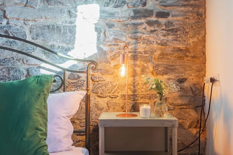 Apartment (2 Bedrooms) | 2 bedrooms, iron/ironing board, bed sheets