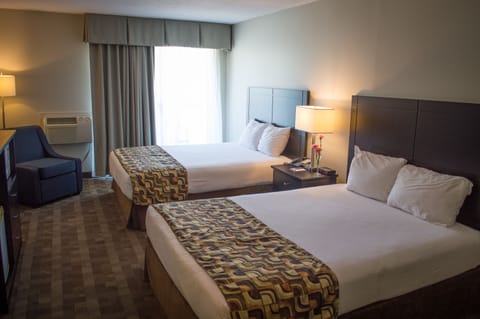 Deluxe Room, 2 Queen Beds | In-room safe, desk, blackout drapes, soundproofing