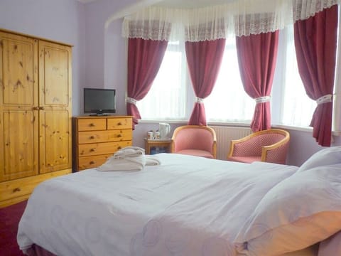 Double Room, Ensuite (Large)