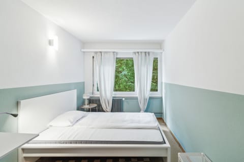 Economy Double Room | Laptop workspace, free WiFi, bed sheets