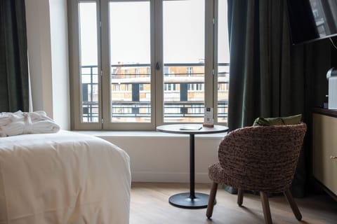 Executive Room | Free cribs/infant beds, free WiFi, bed sheets