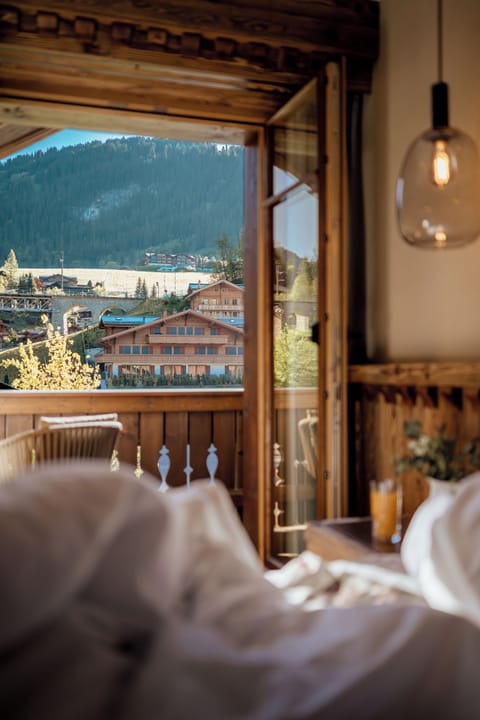 In-room safe, desk, laptop workspace, free WiFi