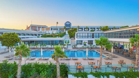 Indoor pool, seasonal outdoor pool