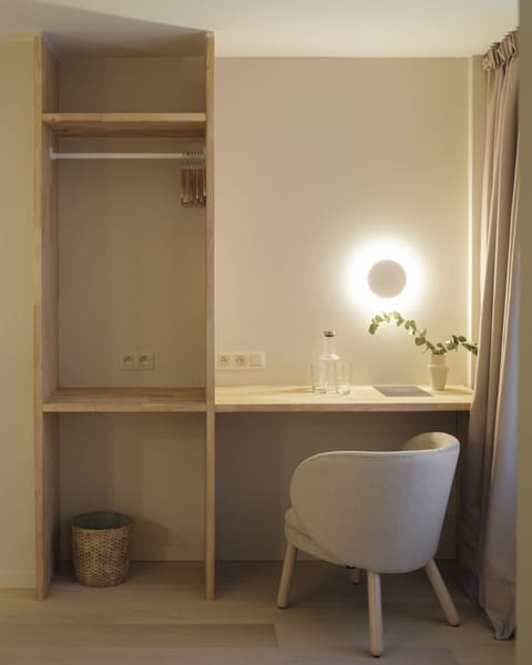 Superior Double Room, Courtyard View | In-room safe, free WiFi, bed sheets