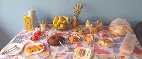 Free daily cooked-to-order breakfast