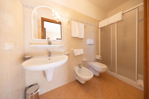 Superior Double Room, City View | Bathroom | Shower, slippers, towels, soap