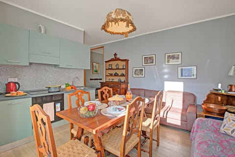 Family Apartment, 2 Bedrooms (La Casa Di Felice) | Living area | 21-inch flat-screen TV with digital channels