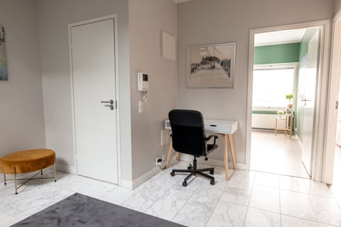 Luxury Penthouse, City View | Individually decorated, individually furnished, desk, laptop workspace