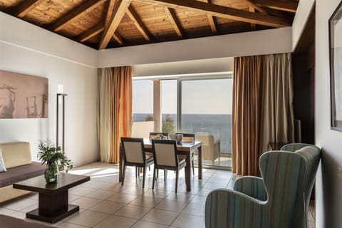 Suite Sea View with Indoor Jacuzzi | Living area | 30-inch LED TV with satellite channels, TV, table tennis